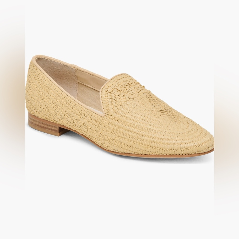 Dolce Vita
Baylen Flat in Natural Woven Raffia